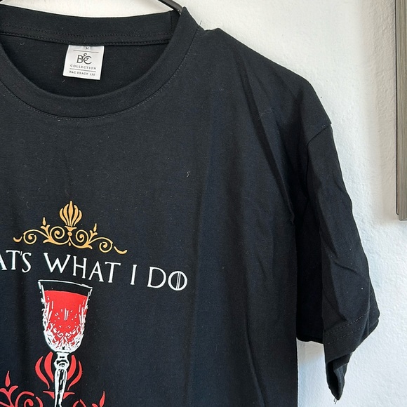 NWOT! Game of Thrones I Drink and Know Things Tee Size Medium - Picture 3 of 12